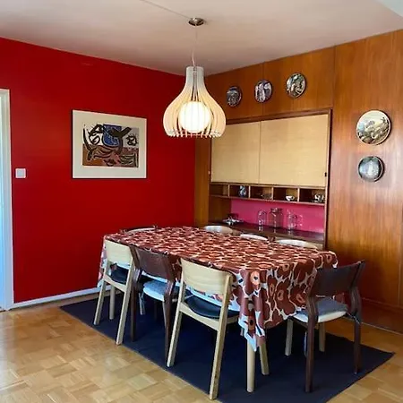 Daire Cetral Retro 119m2 With Ac *